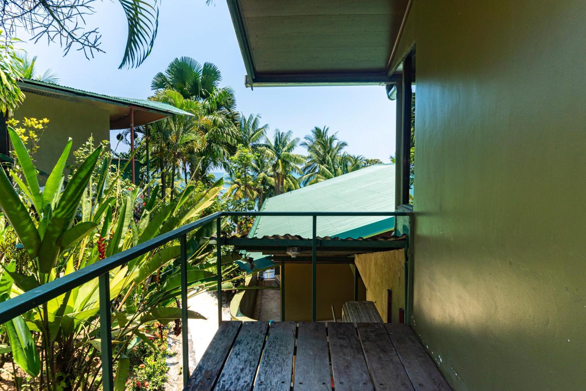 Hotel Rancho Corcovado Drakes Bay エクステリア 写真